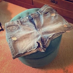 Uniqlo distressed denim shorts
